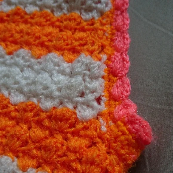 Vintage Crochet Striped Vest - Picture 4 of 4